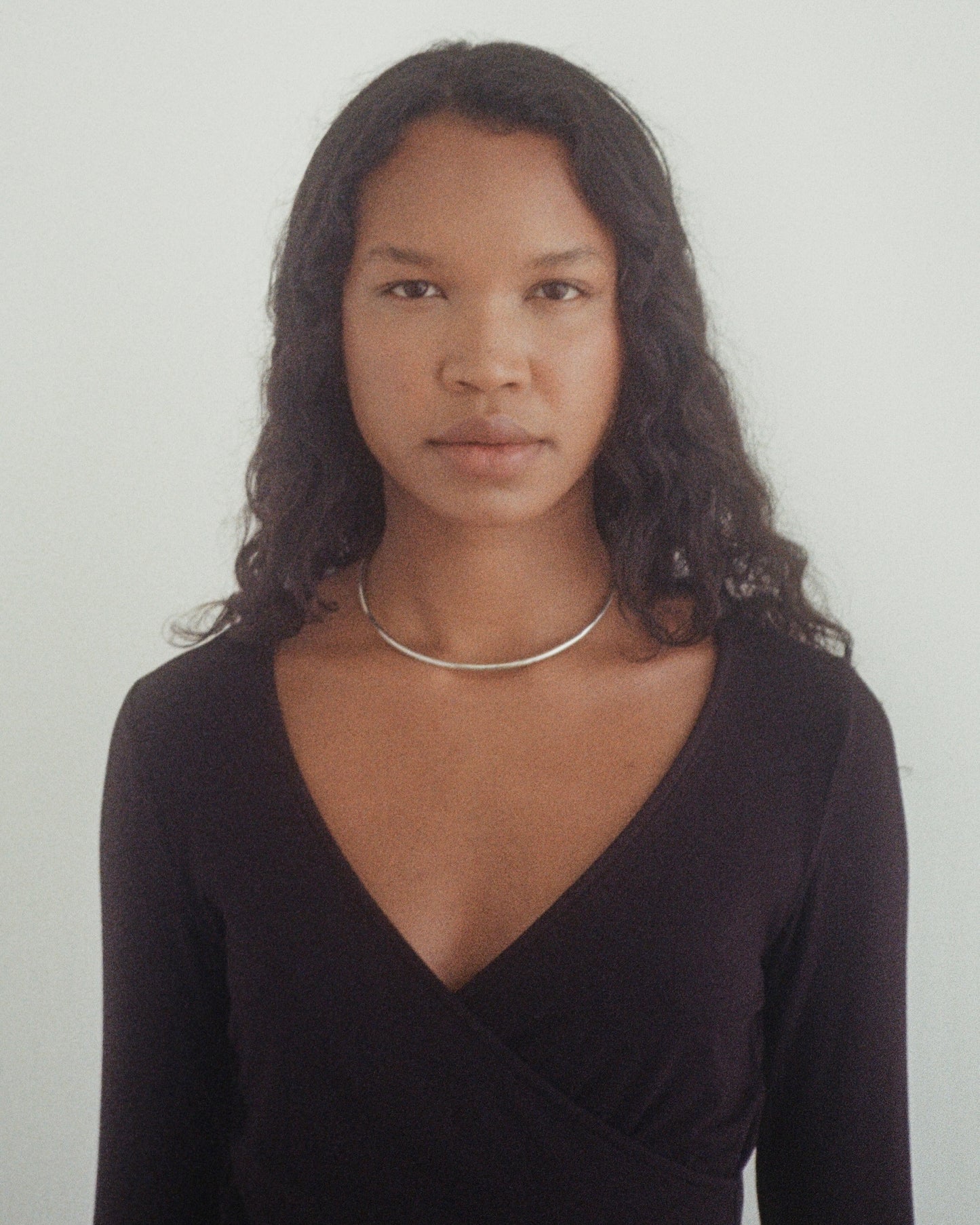 SILVER CHOKER NECKLACE
