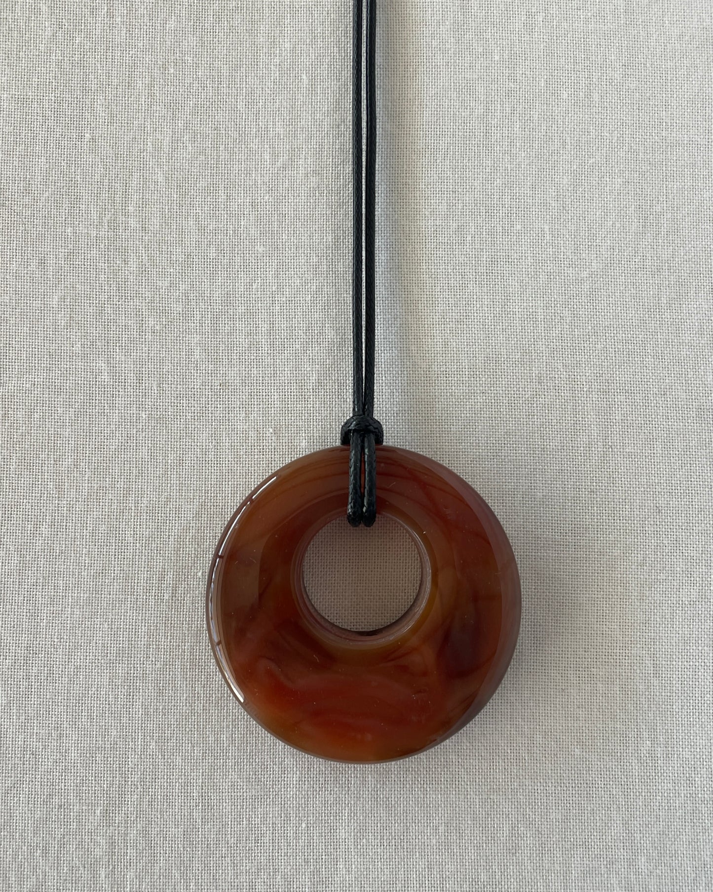 BROWN AGATE HOOP NECKLACE 16