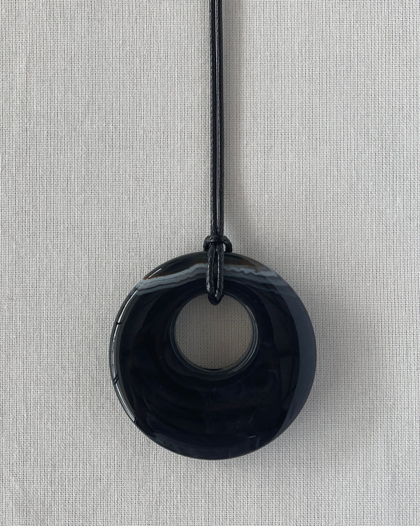 BLACK AGATE HOOP NECKLACE 04