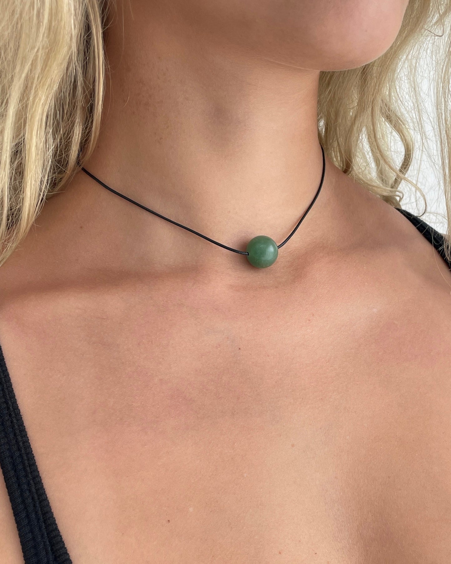 SMALL GREEN GLASS SPHERE NECKLACE