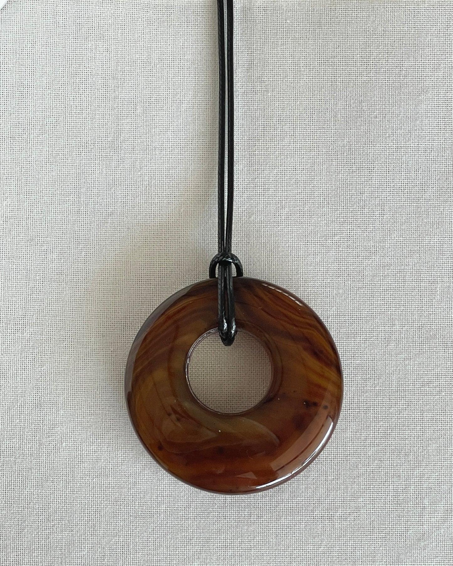 BROWN AGATE HOOP NECKLACE 12