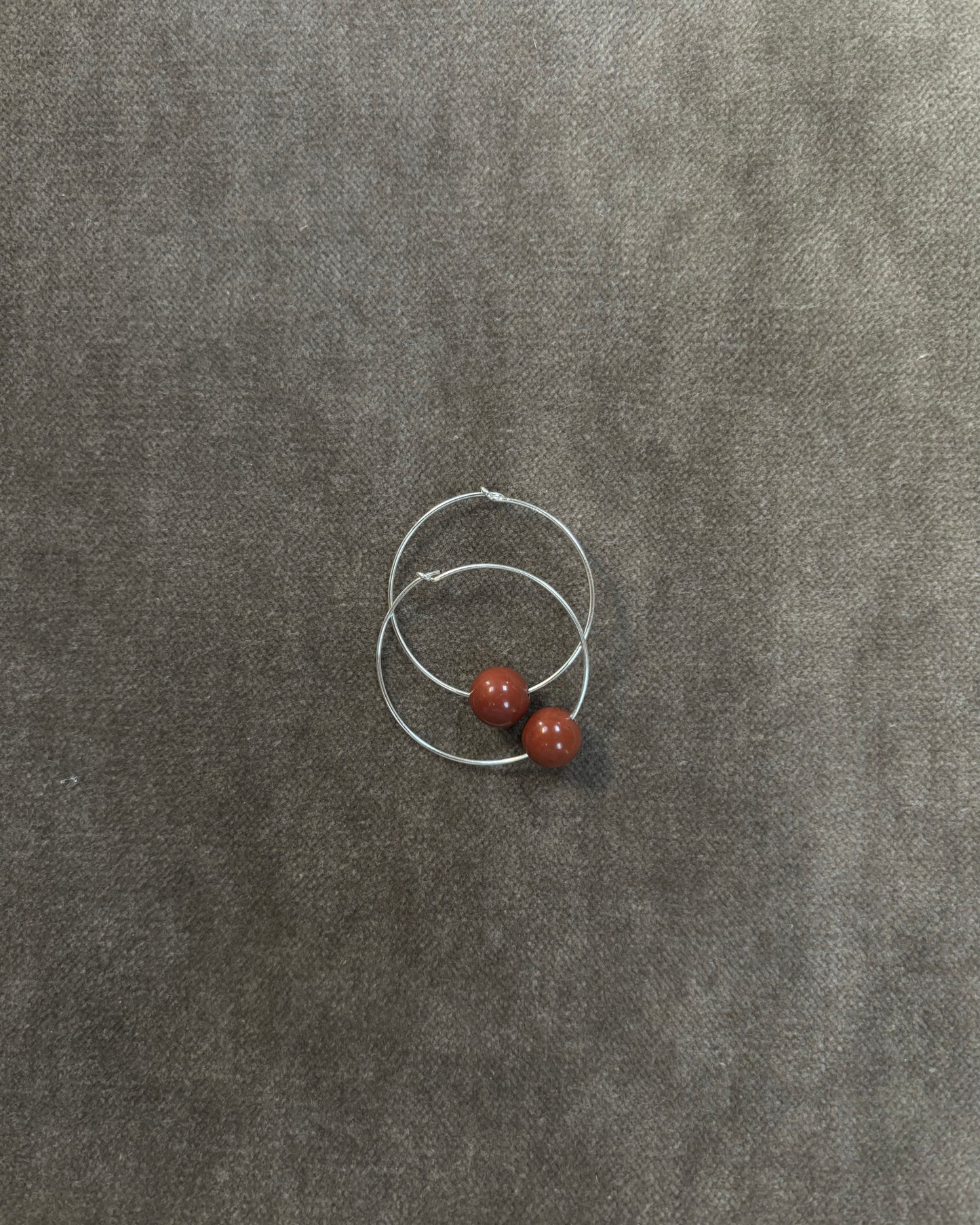 SMALL RED JASPER SPHERE HOOP EARRINGS 01