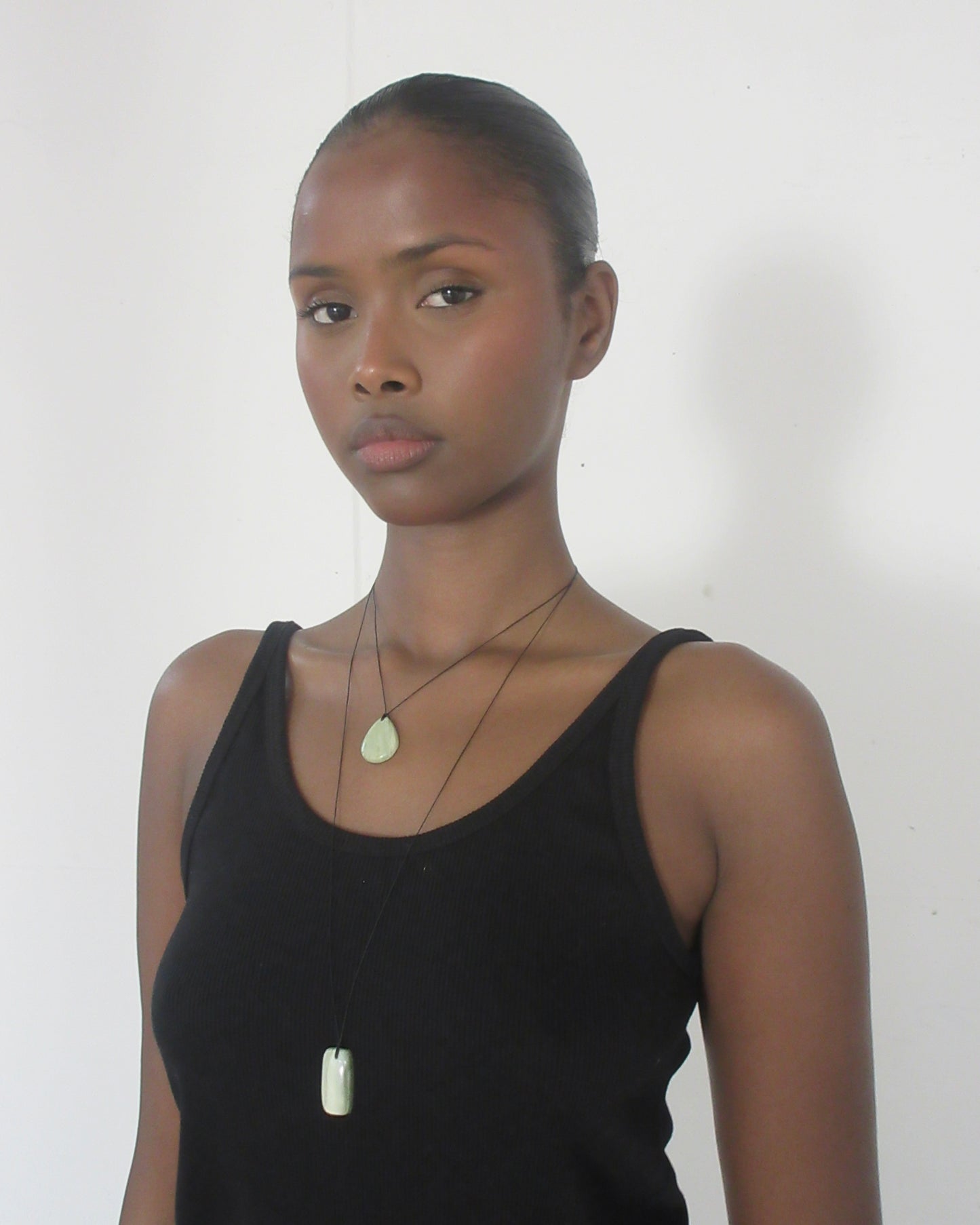 GREEN SERPENTINE RECTANGLE NECKLACE O1