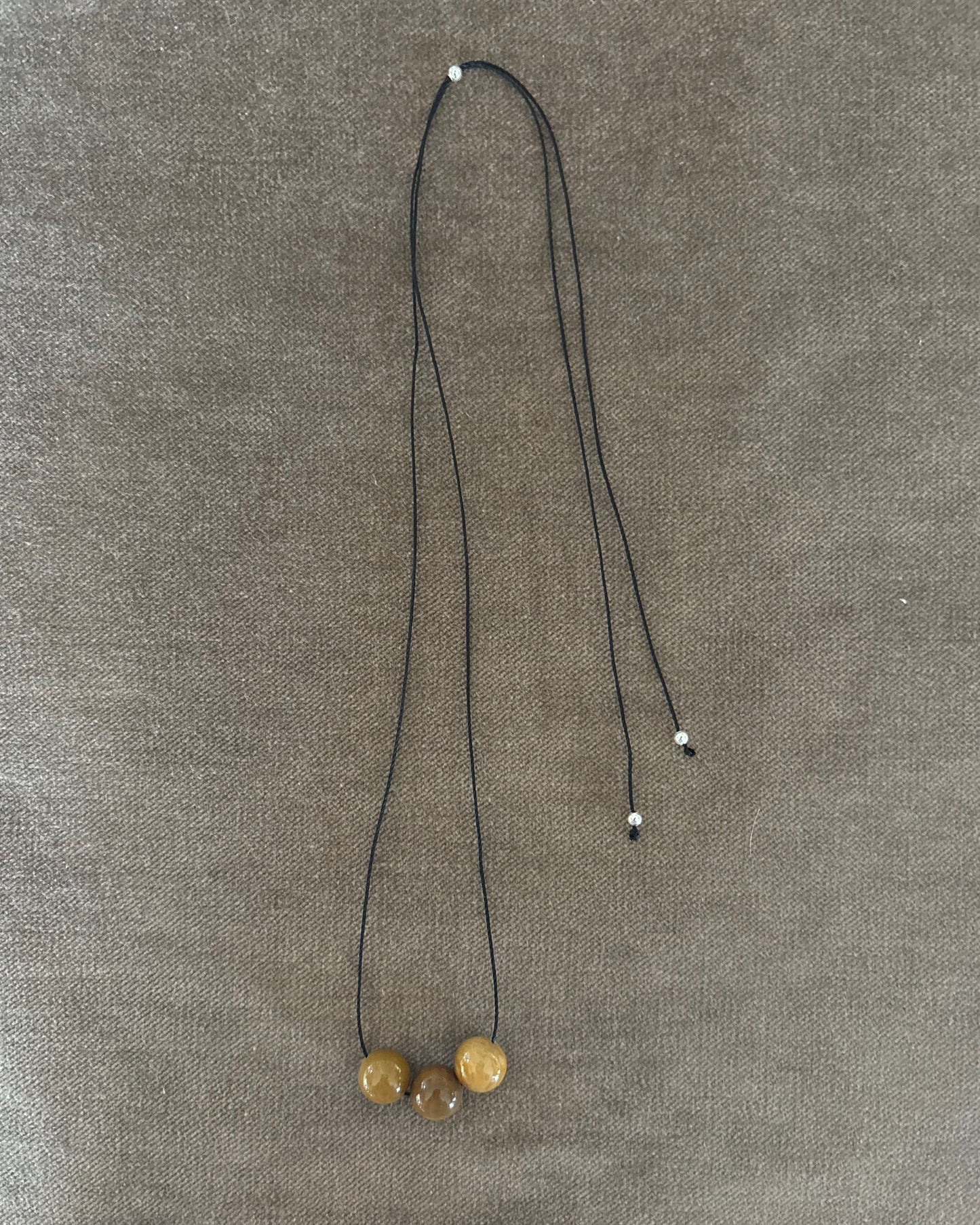 AMBER CHRYSANTHEMUM TRIPLE SPHERE 01