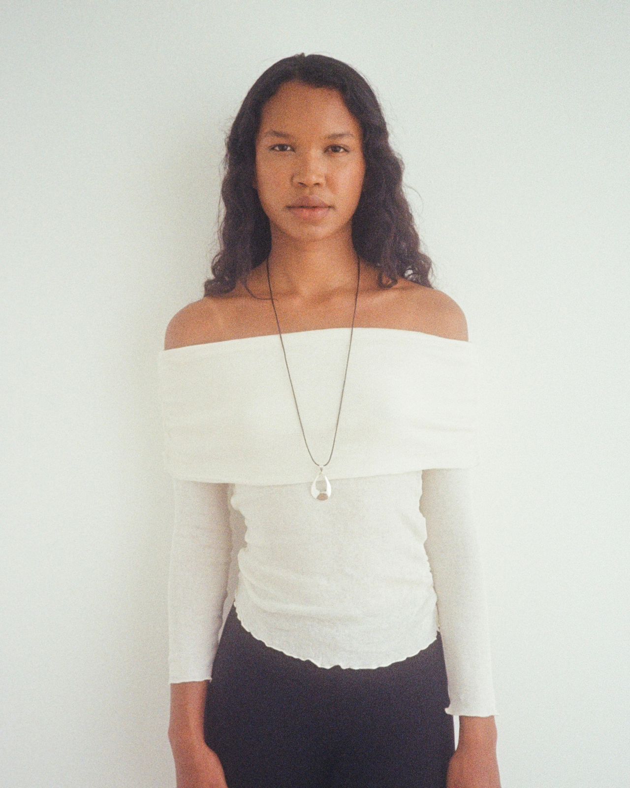 SILVER TEARDROP LONG CORD NECKLACE