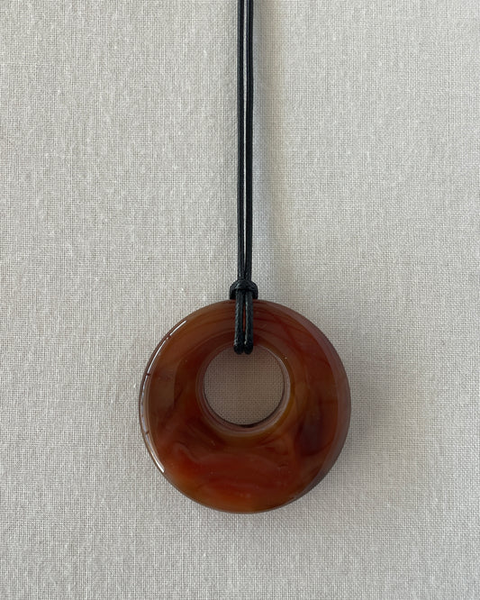 BROWN AGATE HOOP NECKLACE 16