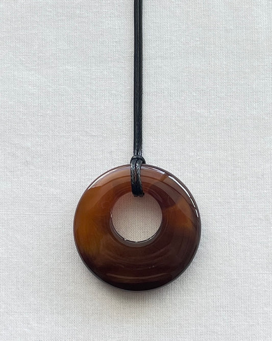 BROWN AGATE HOOP NECKLACE 12