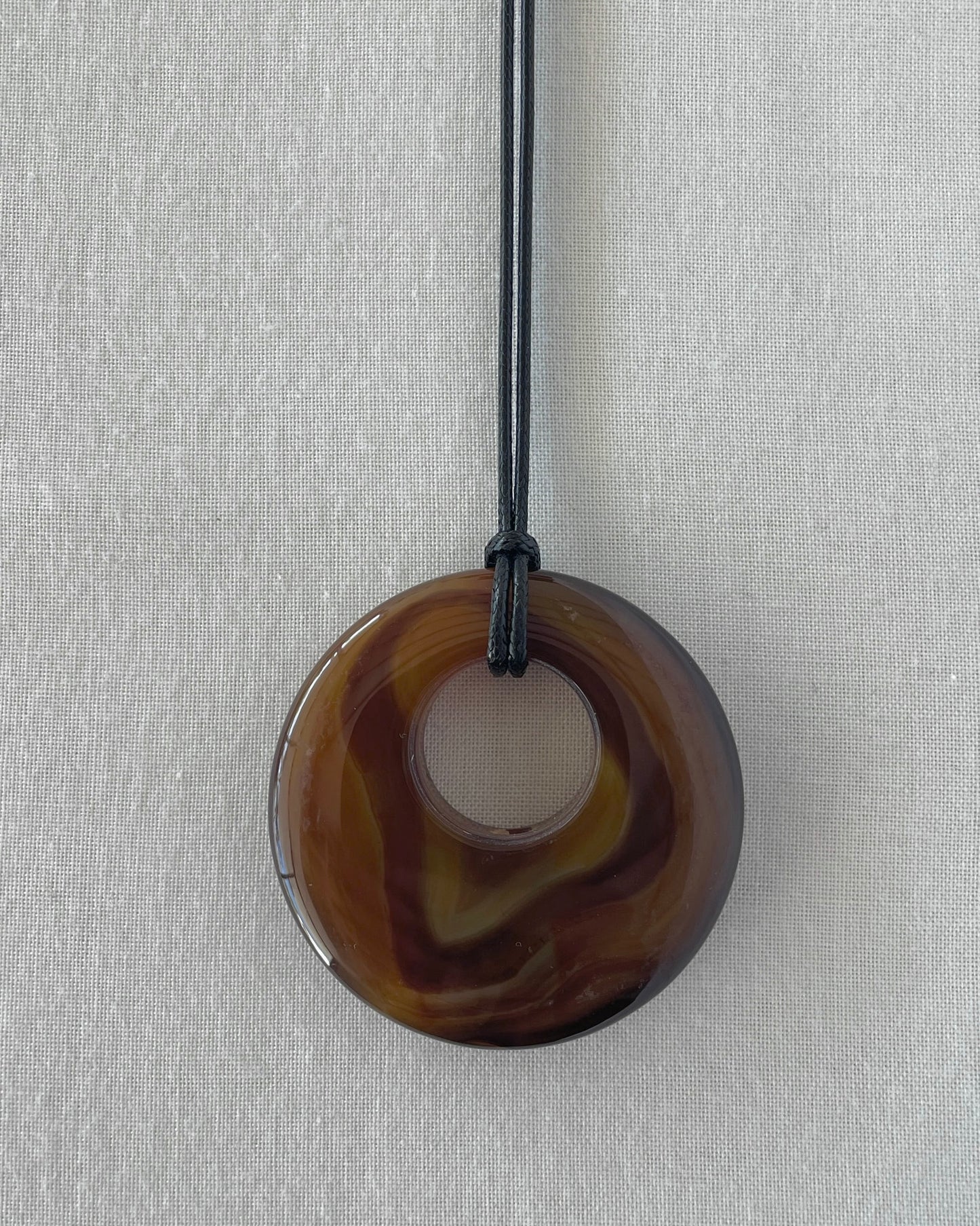 BROWN AGATE HOOP NECKLACE 12
