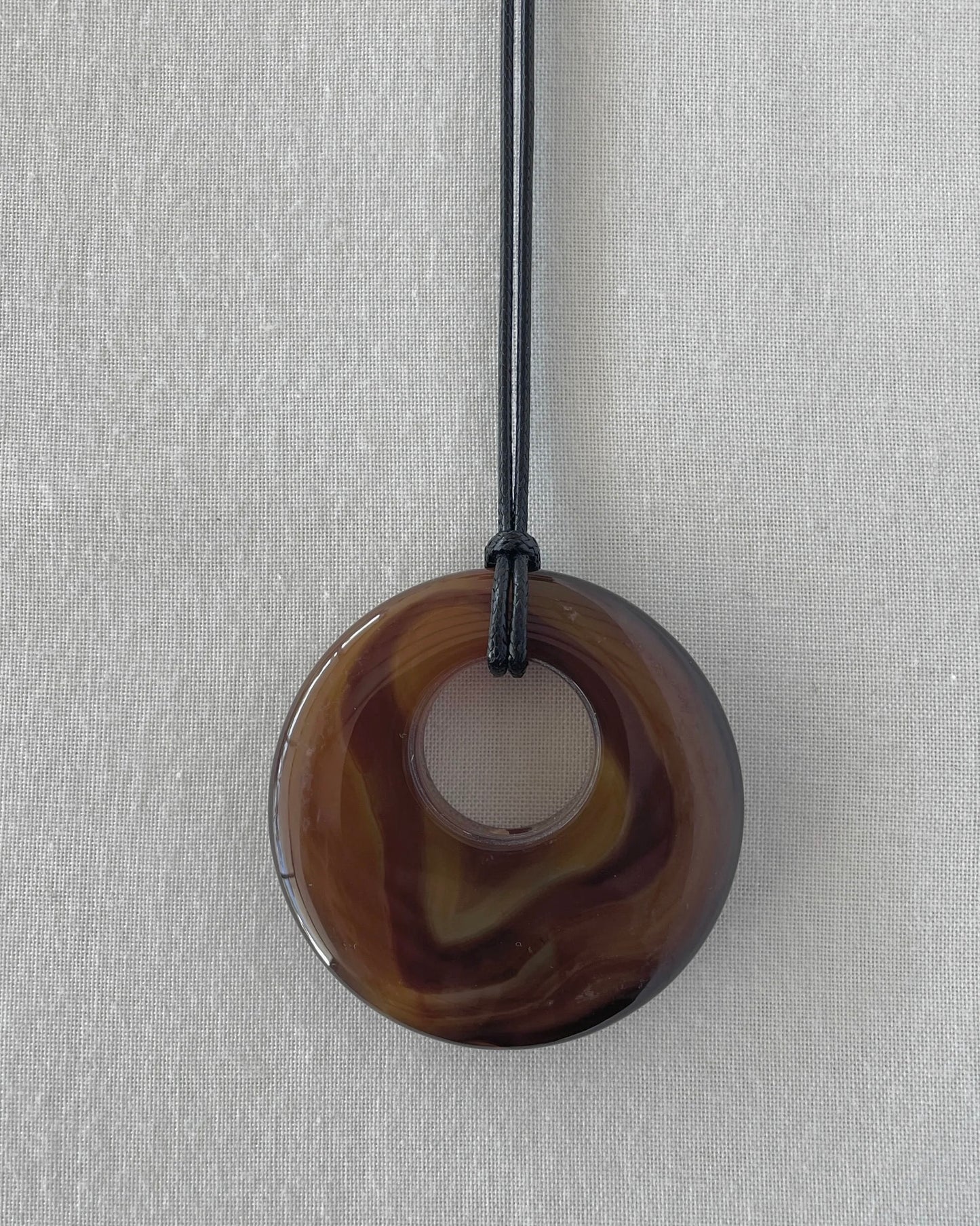 BROWN AGATE HOOP NECKLACE 12