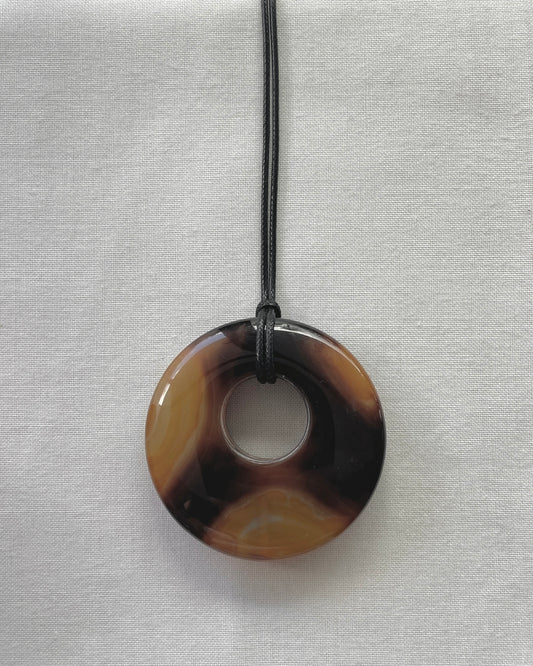 BROWN / AMBER AGATE HOOP NECKLACE 08