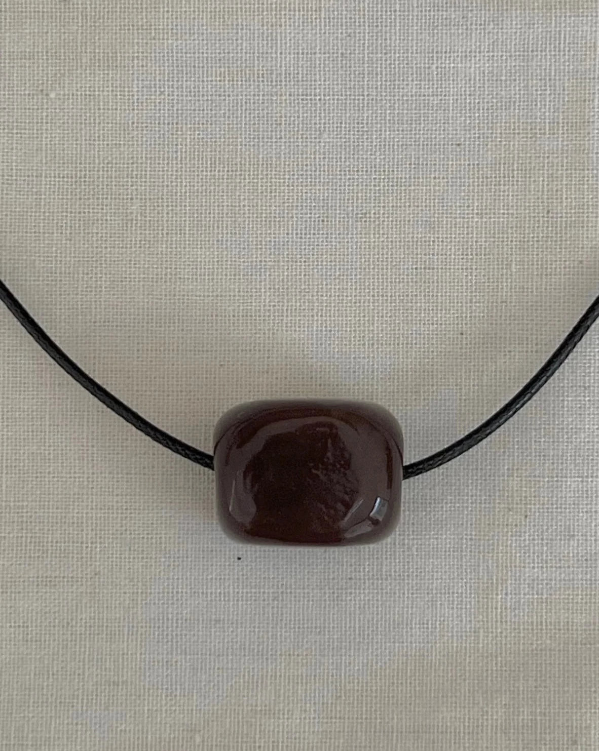 BROWN GLASS CUBE EXTRA LONG CORD NECKLACE