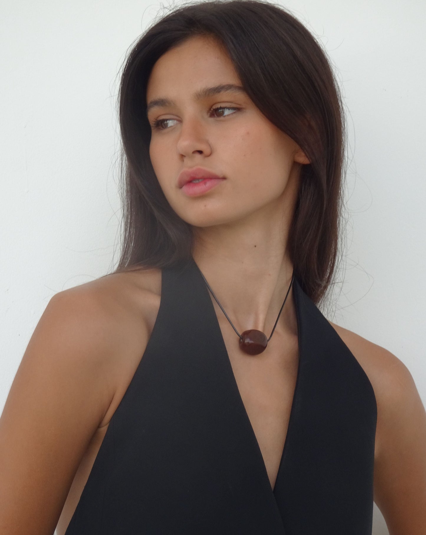 BROWN GLASS CUBE NECKLACE