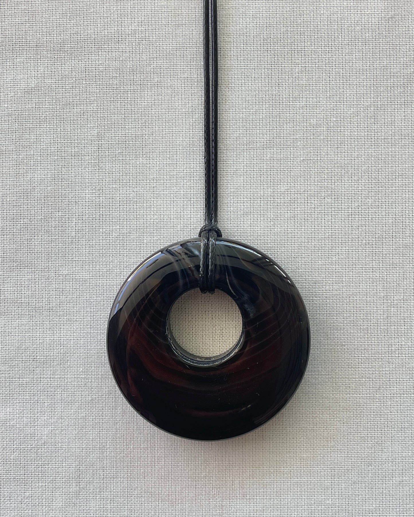 BLACK / BROWN AGATE HOOP NECKLACE 02