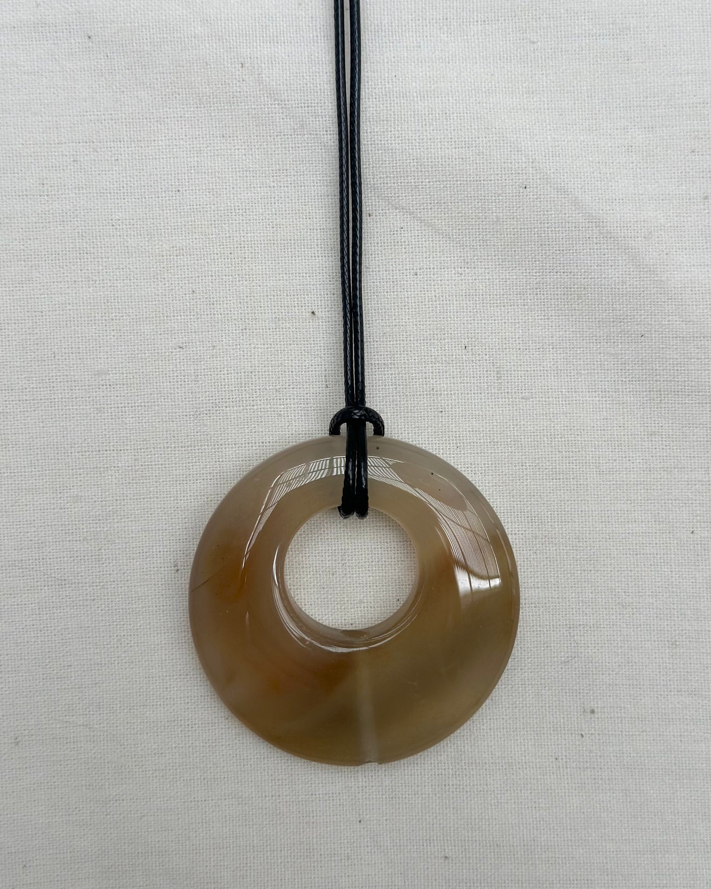 AMBER AGATE HOOP NECKLACE 09