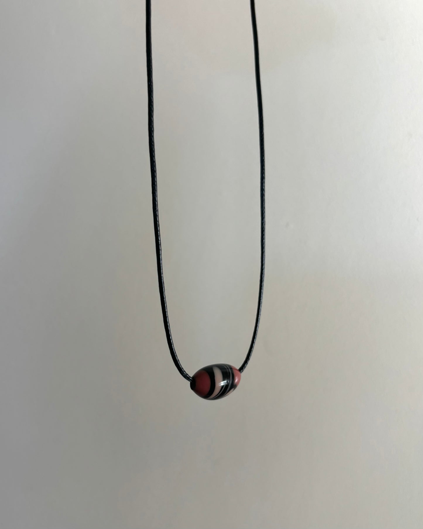 TINY RED / BLACK PAINTED GLASS BEAN NECKLACE