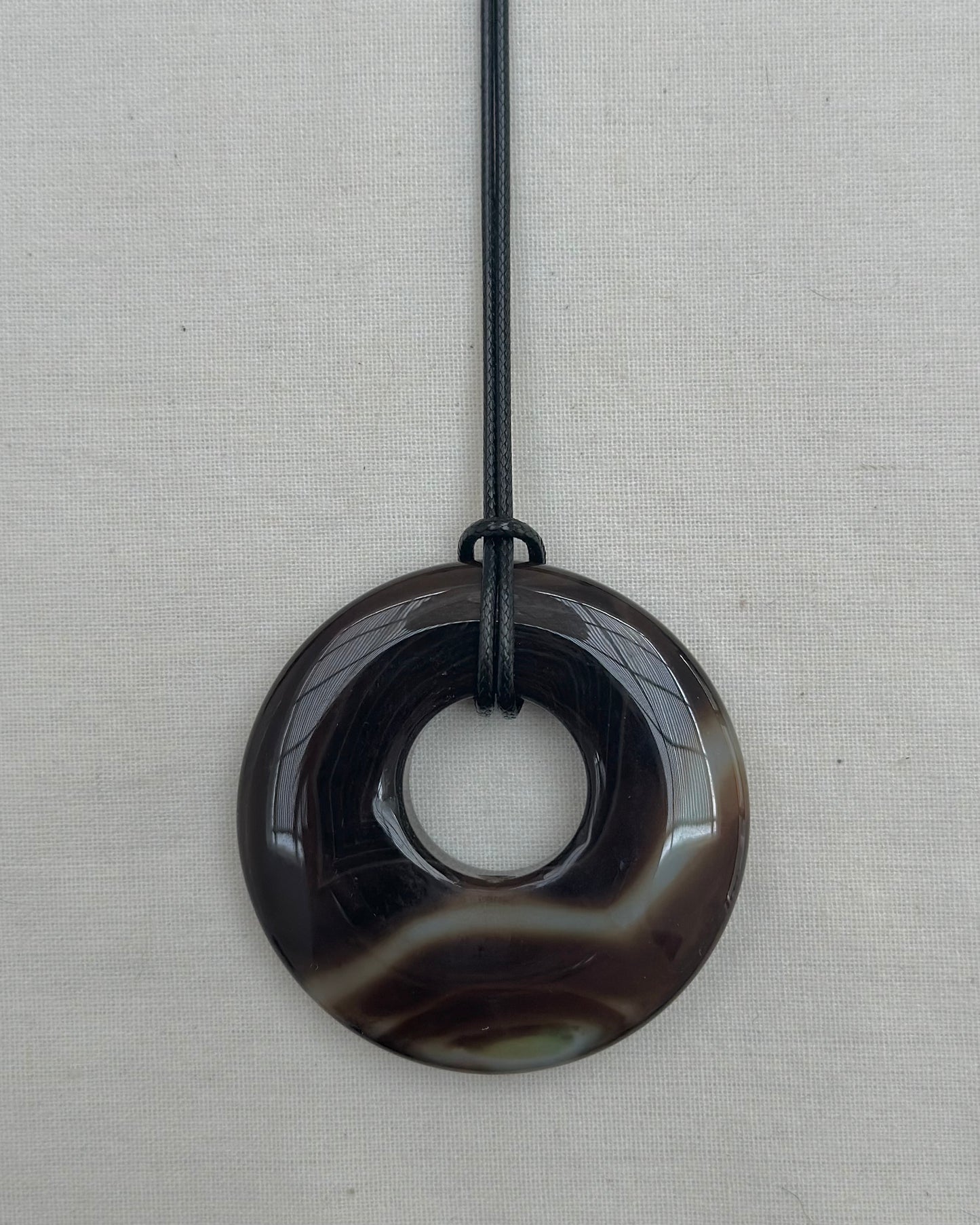 BLACK / BROWN AGATE HOOP NECKLACE 07