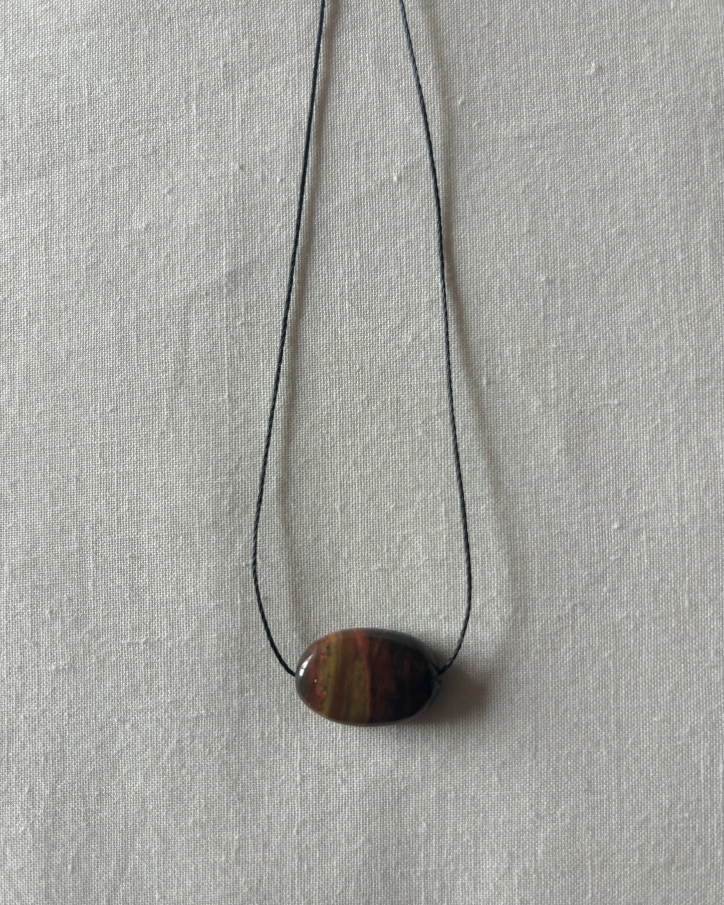 RED / BROWN AGATE OVAL NECKLACE 01
