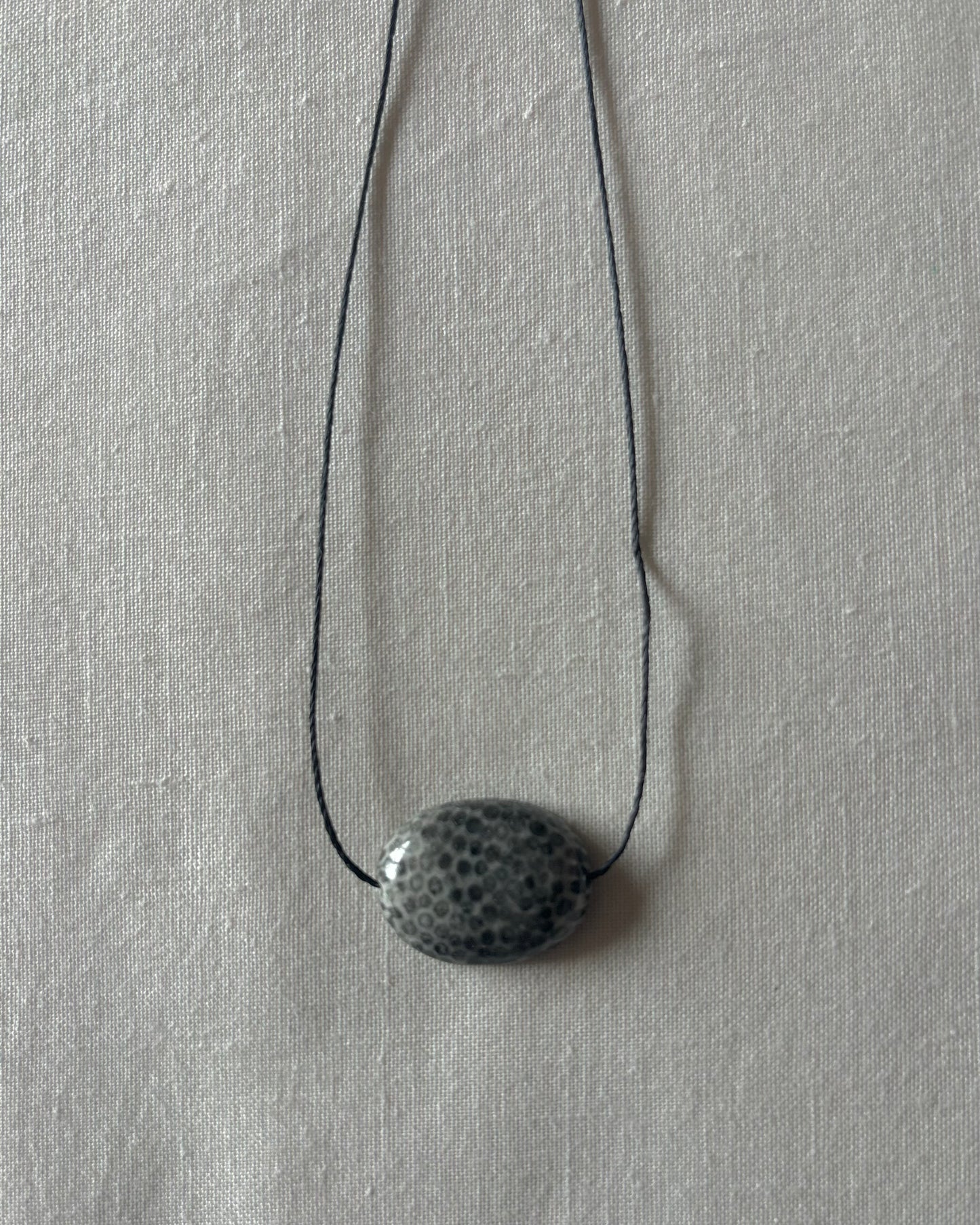 GREY FOSSIL CORAL OVAL NECKLACE 04