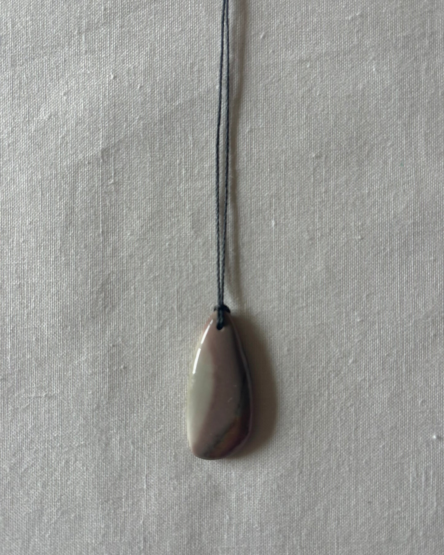 GREEN / GREY JASPER TRIANGLE NECKLACE 01