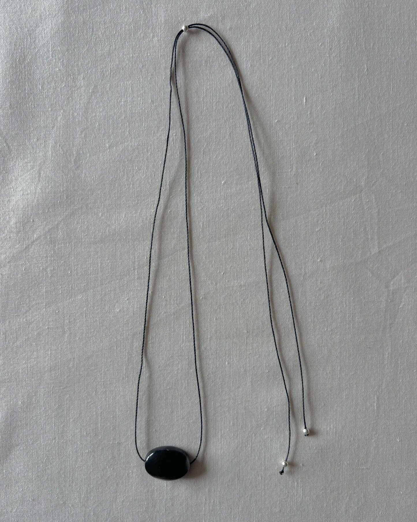 BLACK AGATE OVAL NECKLACE 01