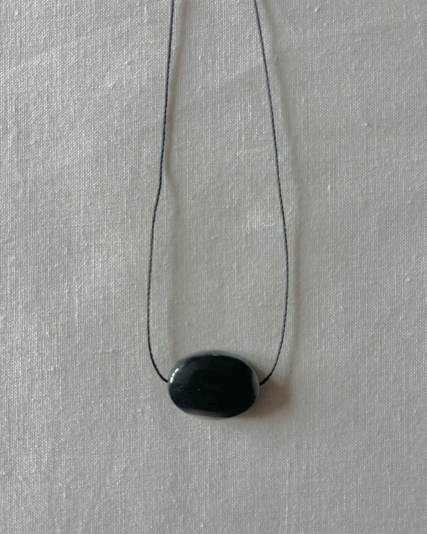 BLACK AGATE OVAL NECKLACE 01
