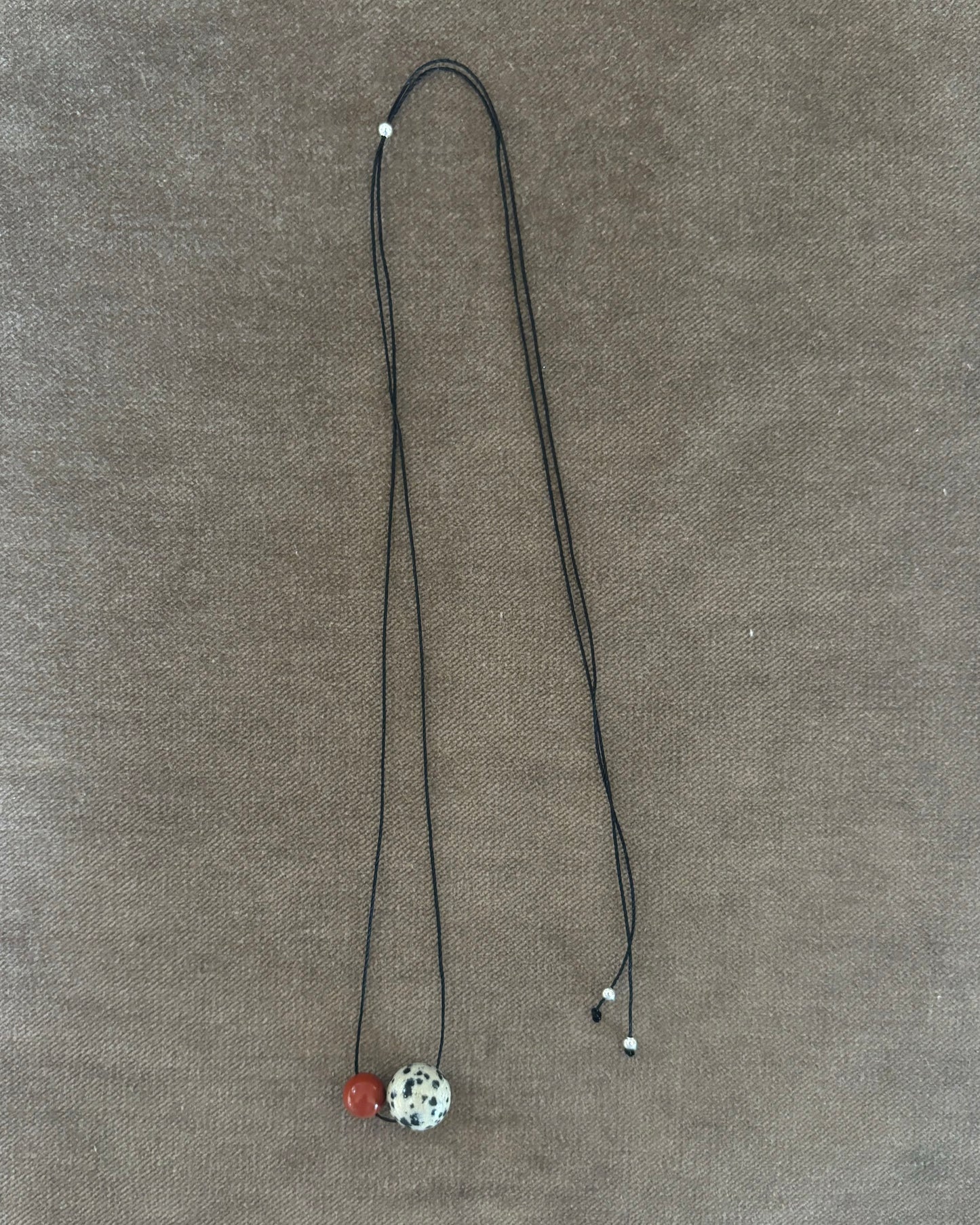 RED / DALMATION JASPER DOUBLE SPHERE NECKLACE 02