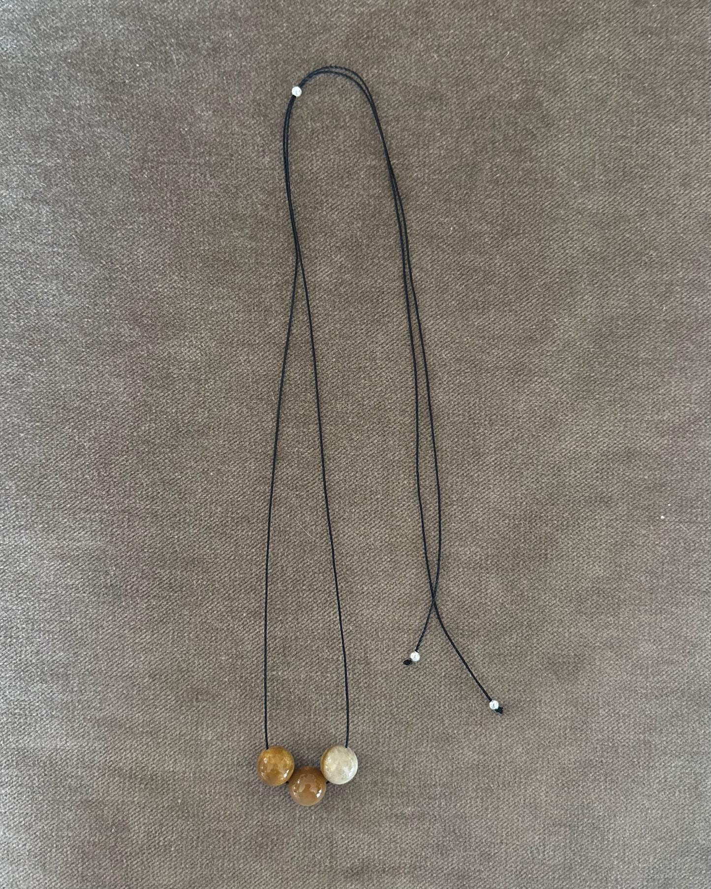 GREY / AMBER CHRYSANTHEMUM TRIPLE SPHERE NECKLACE 03