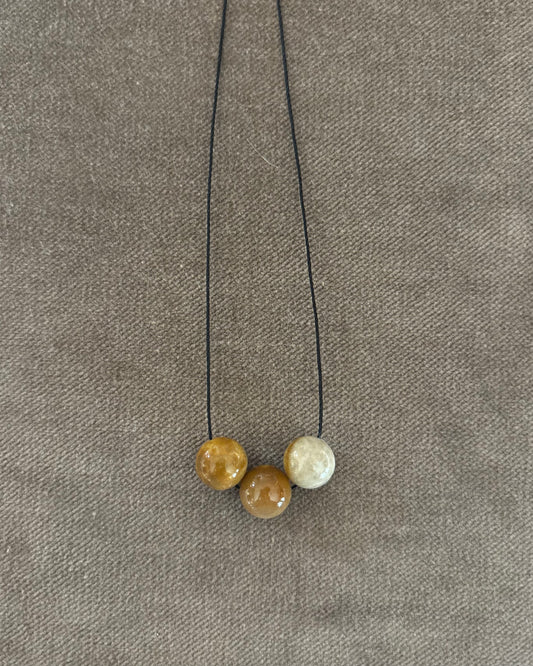 GREY / AMBER CHRYSANTHEMUM TRIPLE SPHERE NECKLACE 03