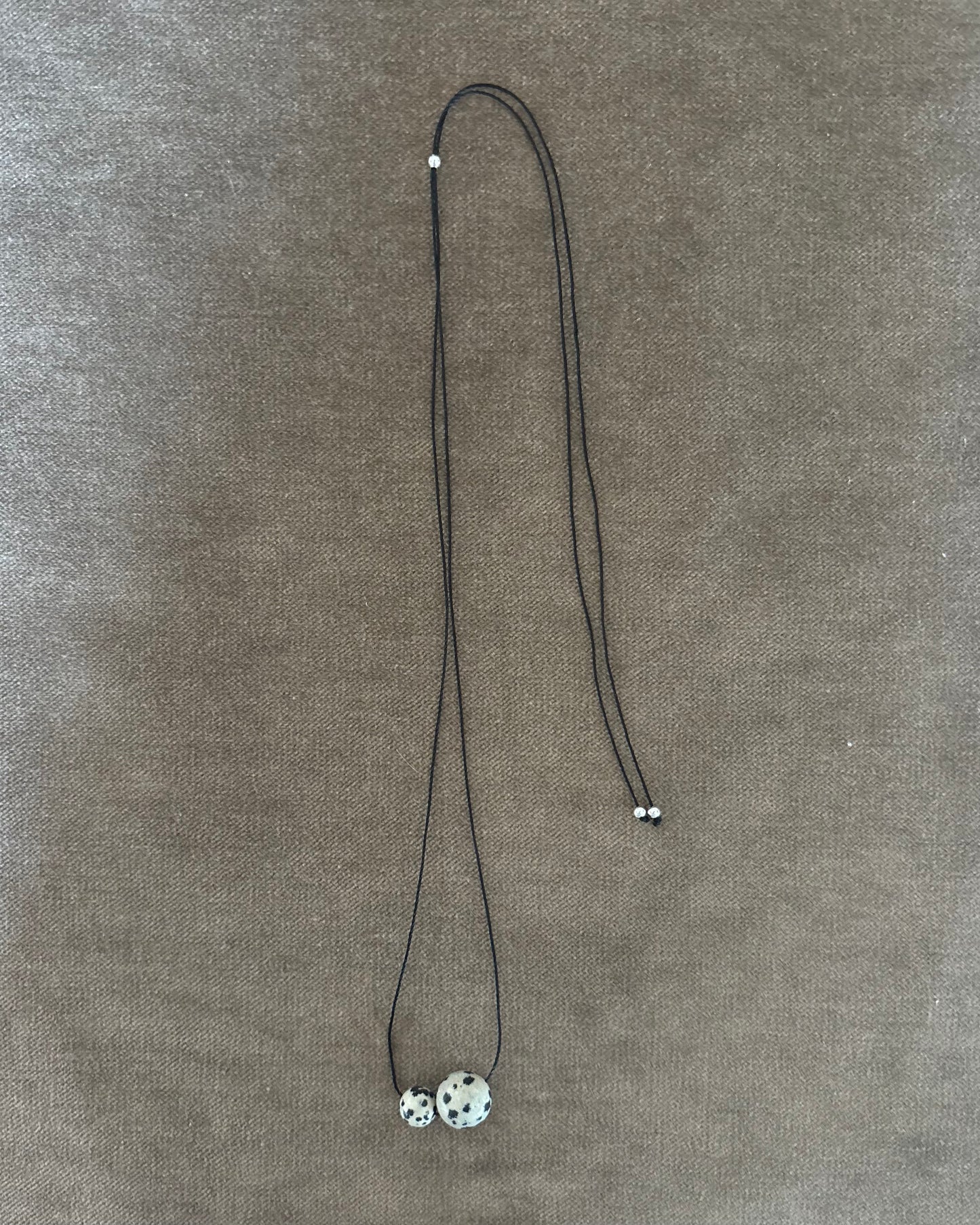 DALMATIAN JASPER DOUBLE SPHERE NECKLACE 01