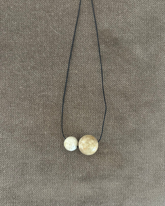 GREY CHRYSANTHEMUM DOUBLE SPHERE NECKLACE 08