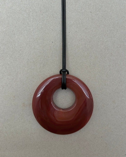 RED AGATE HOOP NECKLACE 07