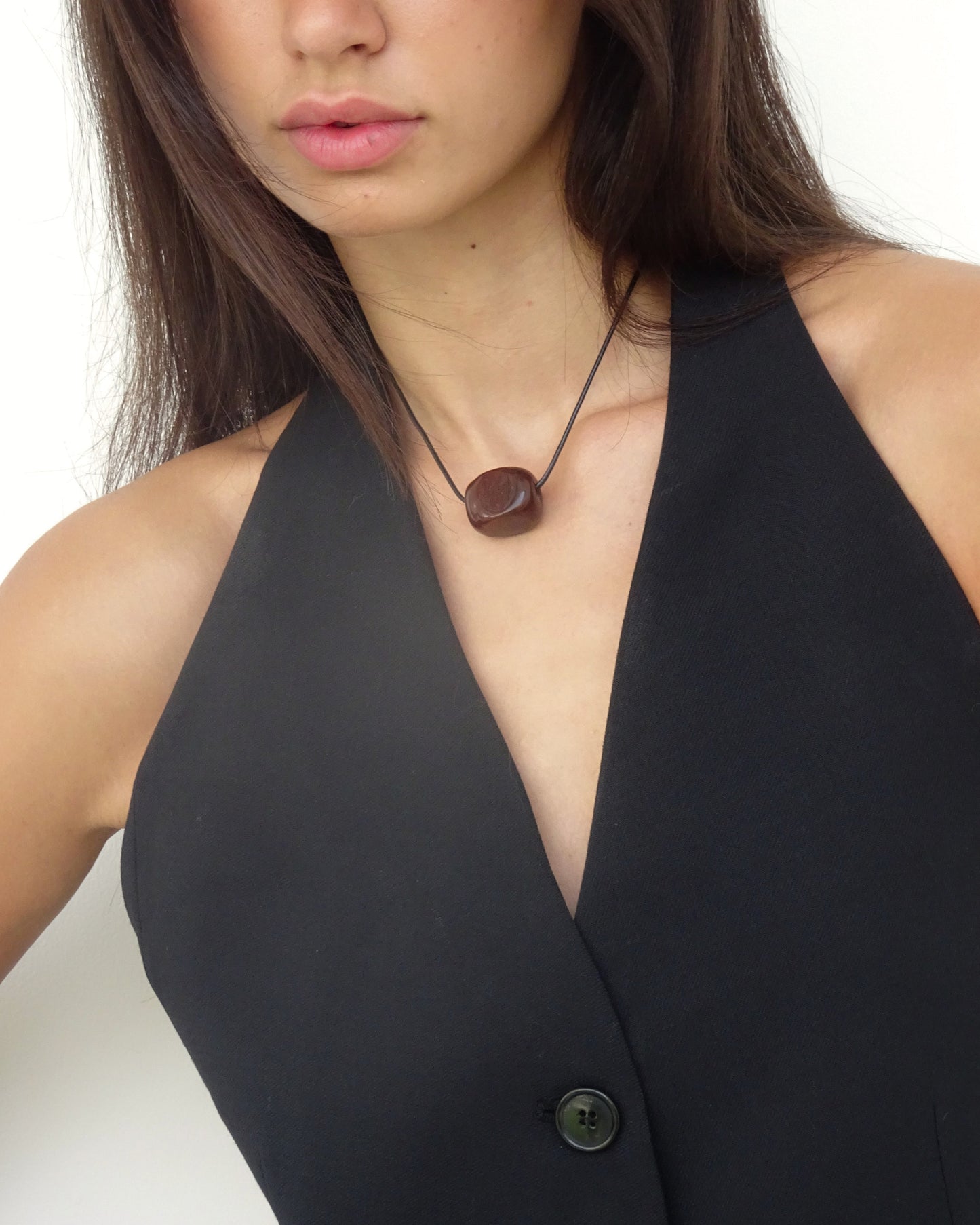 BROWN GLASS CUBE NECKLACE